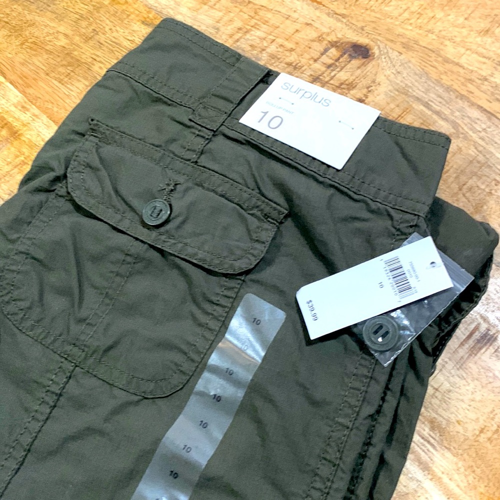 Gap surplus rollup pant size 10